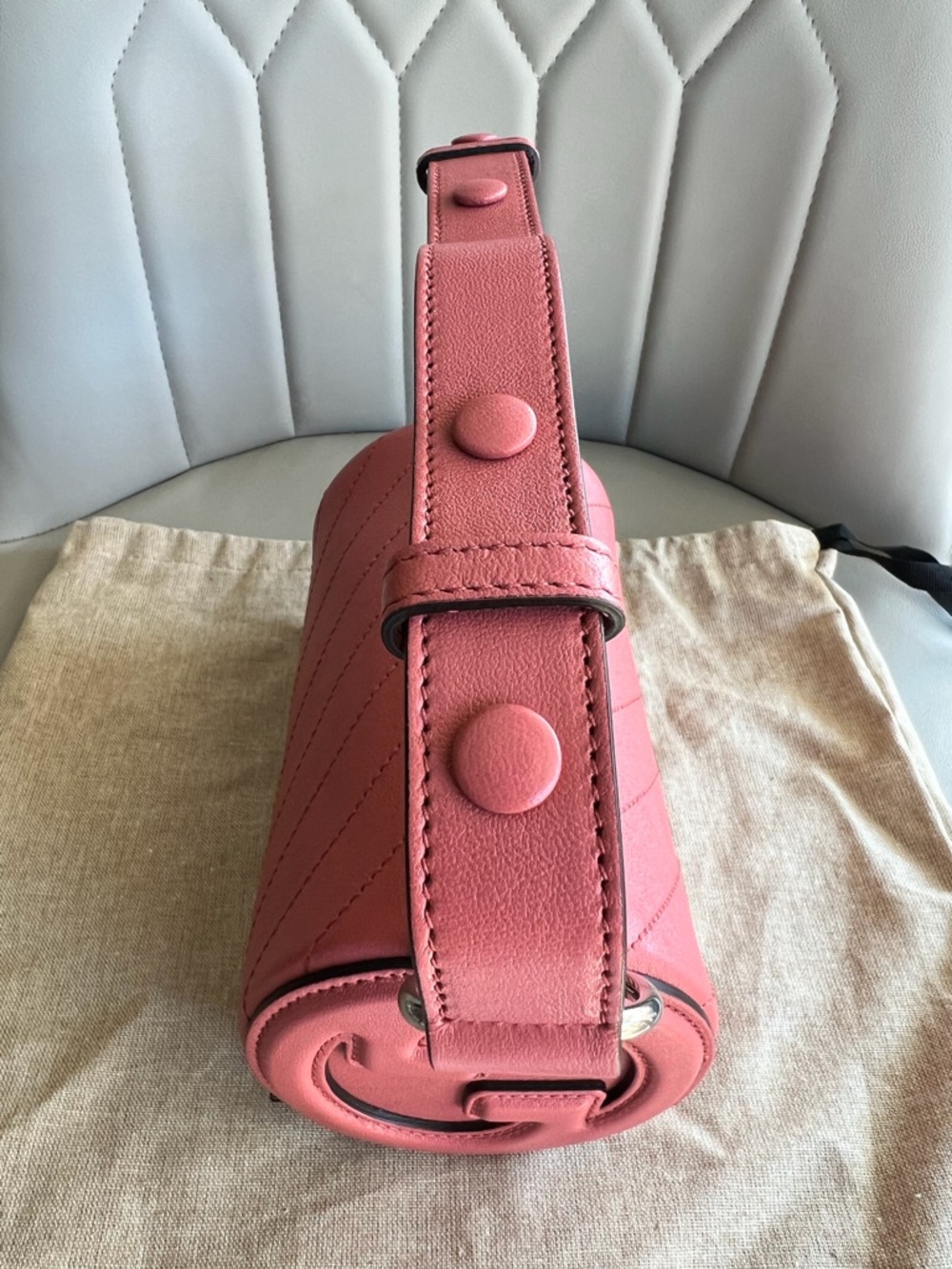 Gucci Blondie Barrel Pink Quilted Leather Shoulder Bag with Silver GG Charm - Picture 6 of 12